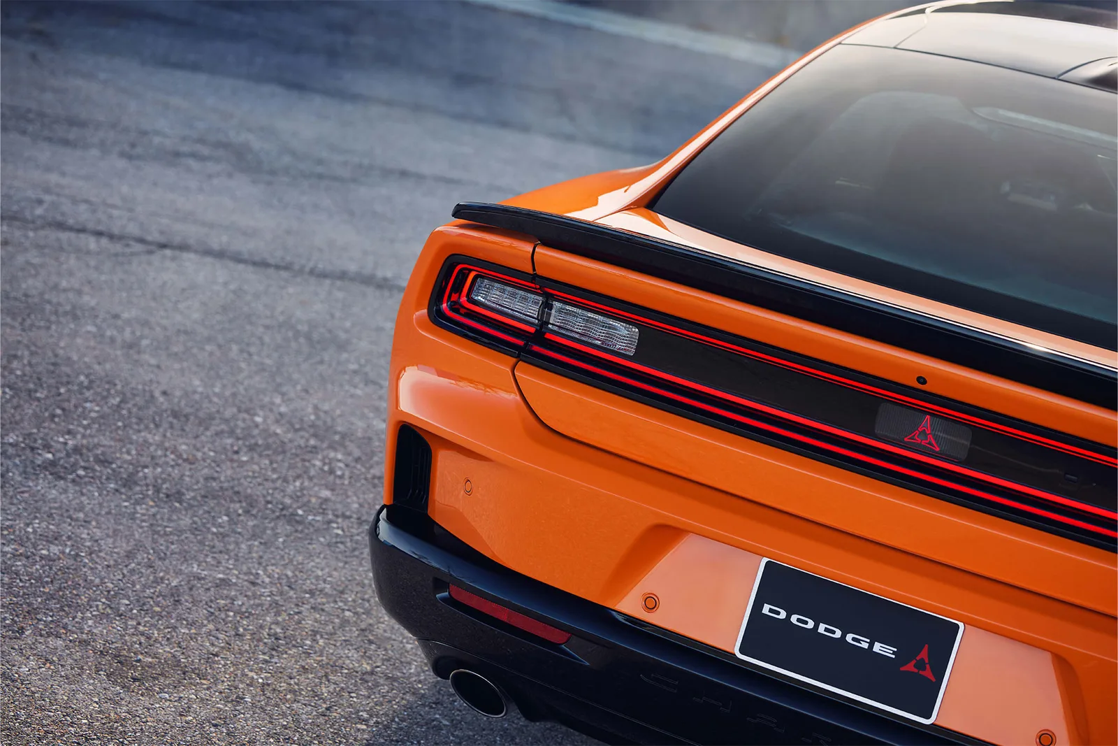 Nowy Dodge Charger SixPack Hurricane R6 - Nowa era amerykańskiego muscle cara