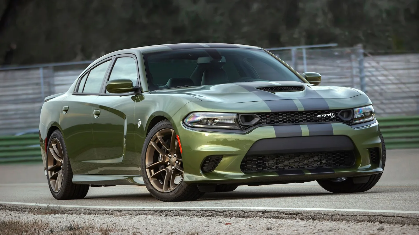 Dodge Charger z USA – czy warto sprowadzić? Trwały sedan z charakterem